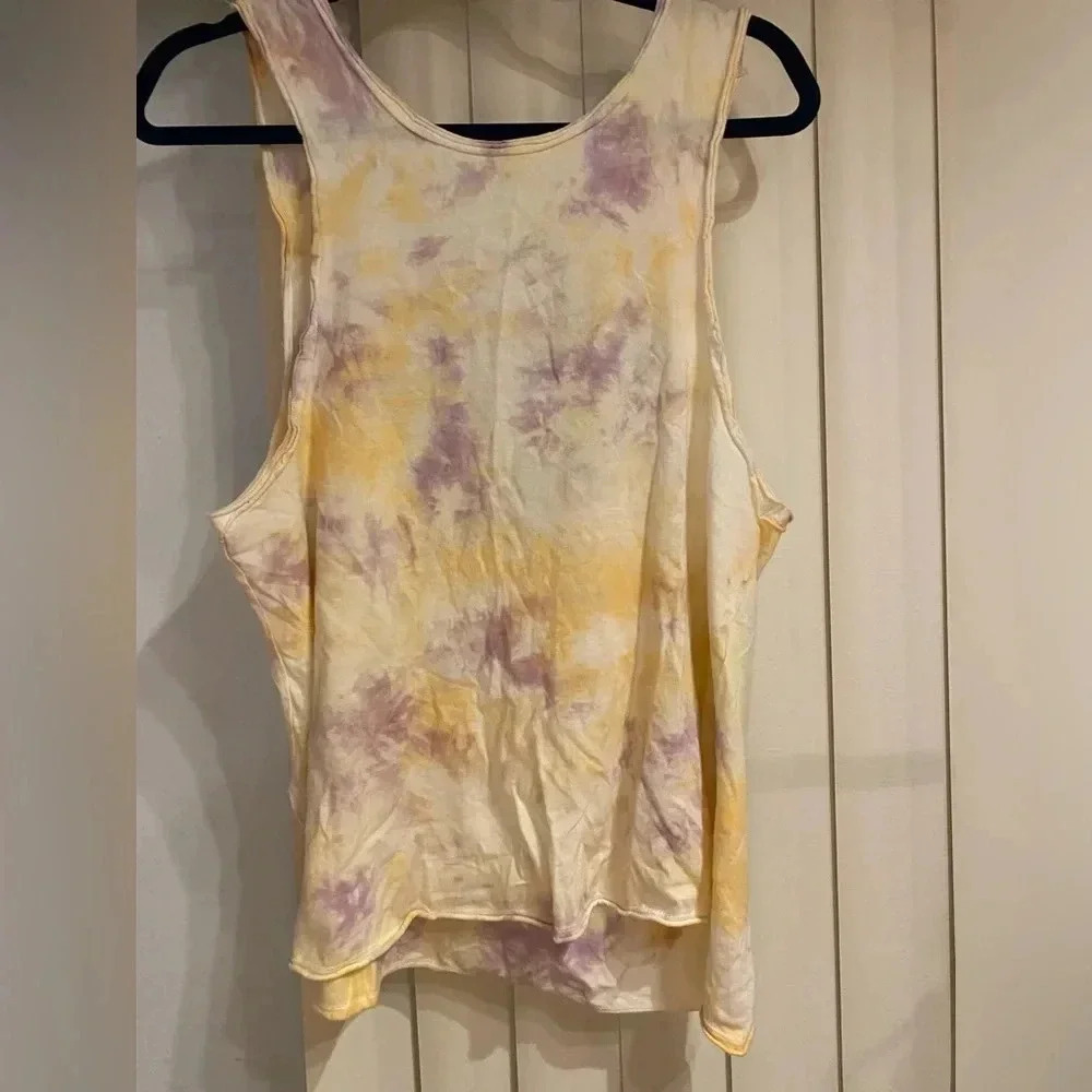 *EUC* Urban Outfitters Tie Dye Tank Loose Fit with Deep V Back